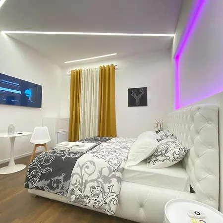 Vatican G&G Suites-2